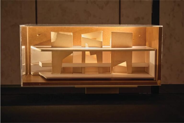 Corte Maqueta del Edificio Fundación Museo Jorge Oteiza